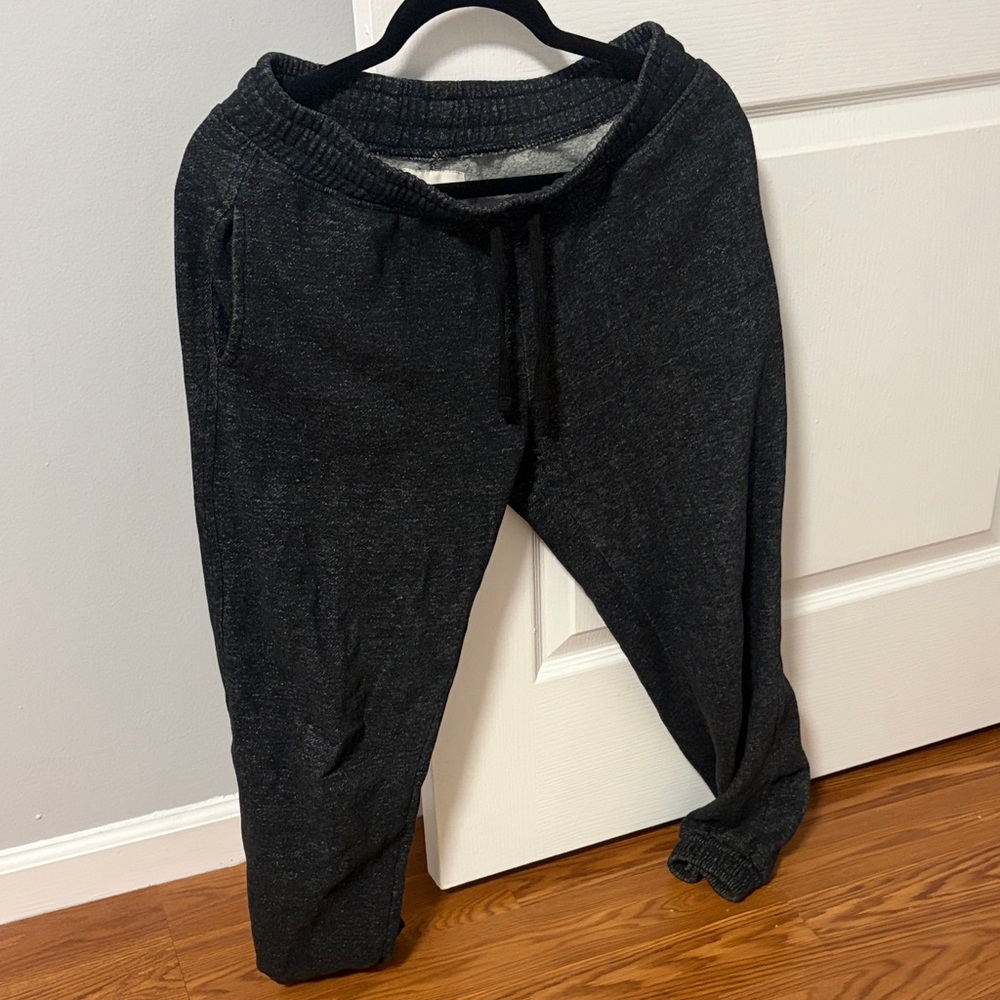 Women’s Black Jogger Pants - Brand Unspecified